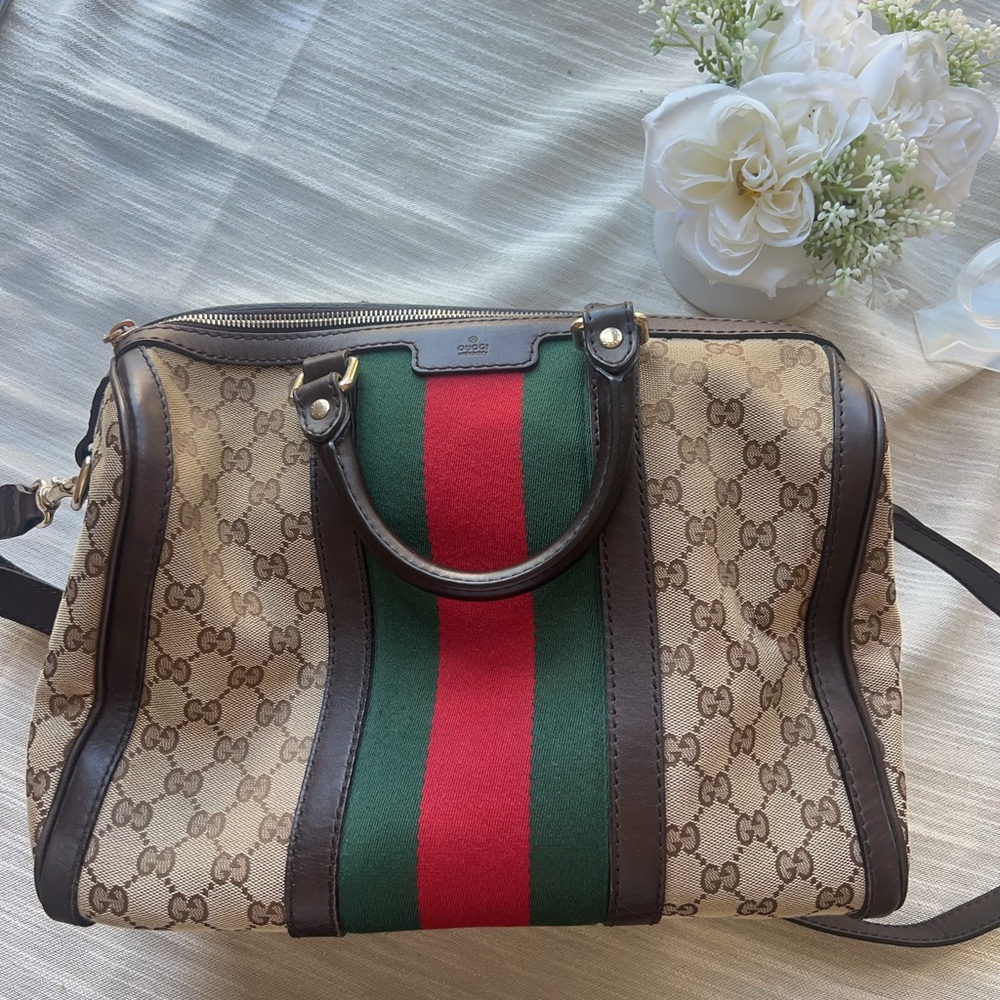 Gucci GG Supreme Medium Boston Bag w/ Strap